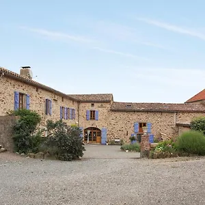 https://chambres-dhotes-la-peyrecout.midi-pyreneeshotels.com