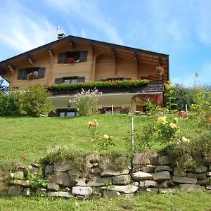 Couette-café D'hôtes La Trace, La Clusaz