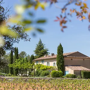 https://domaine-du-clos-dalari.fr-provencehotel.com